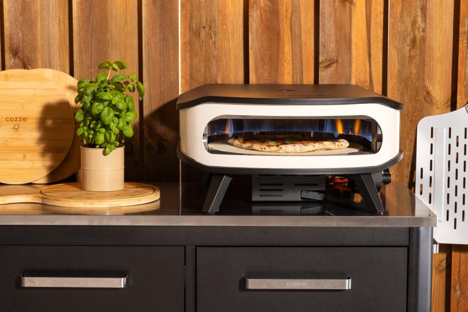 Cozze® Pizza Oven 17” (Gas) With Rotating Stone