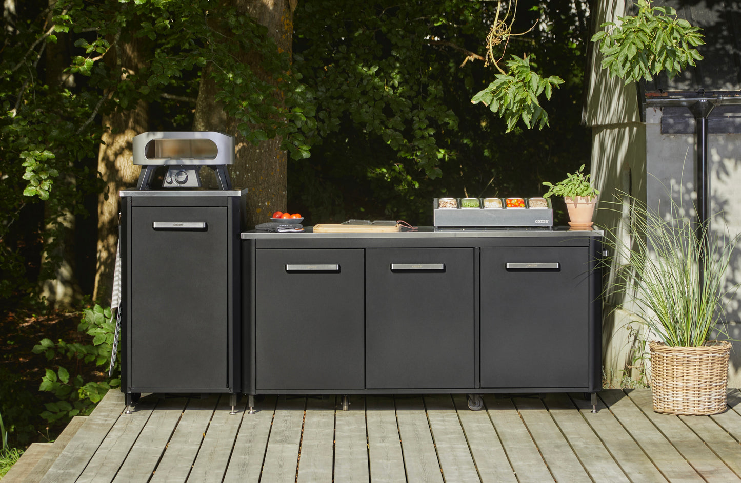Cozze® High Outdoor Kitchen Unit