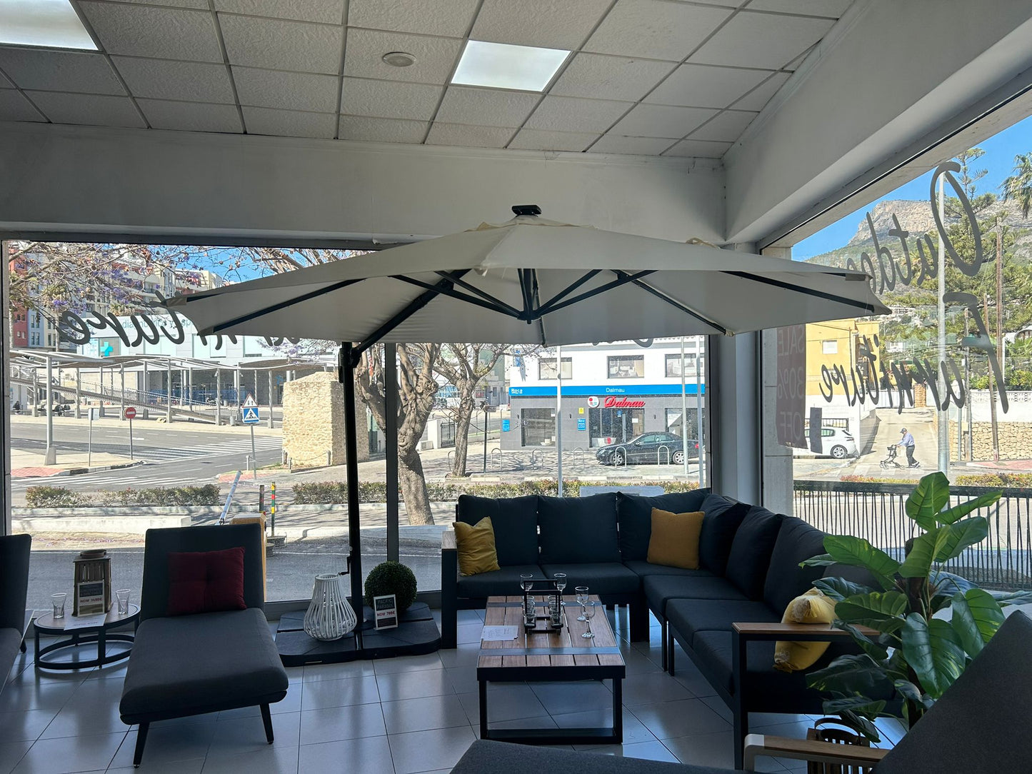 Pacific 360° Parasol - Natural