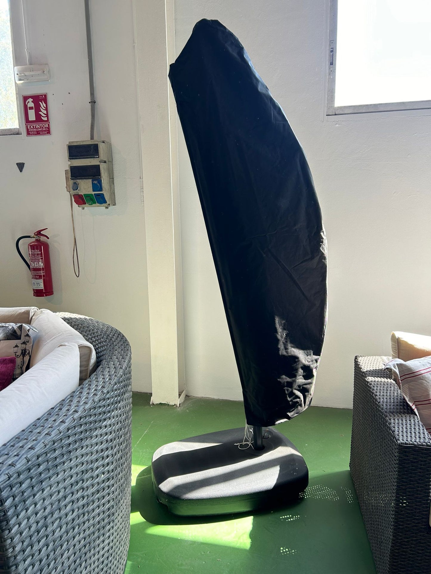 Hawiian Parasol - Black
