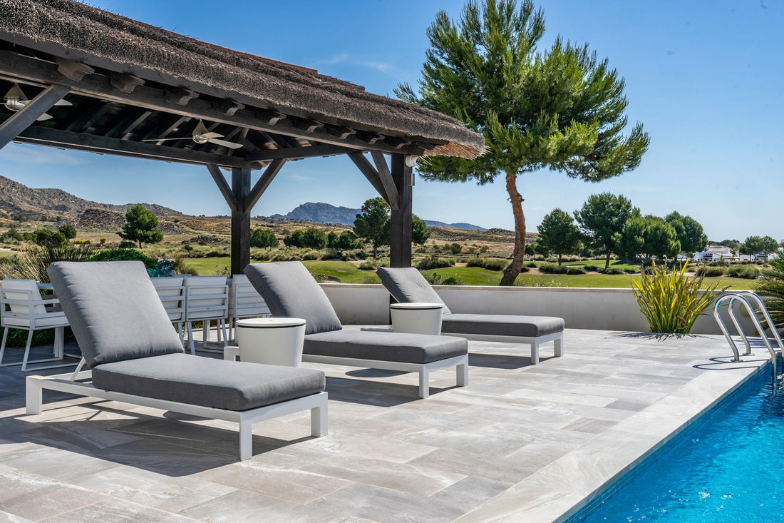 Choosing Premium Garden Furniture in Spain