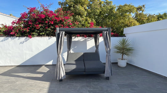 Choosing Luxury Sunloungers for Your Spanish Home