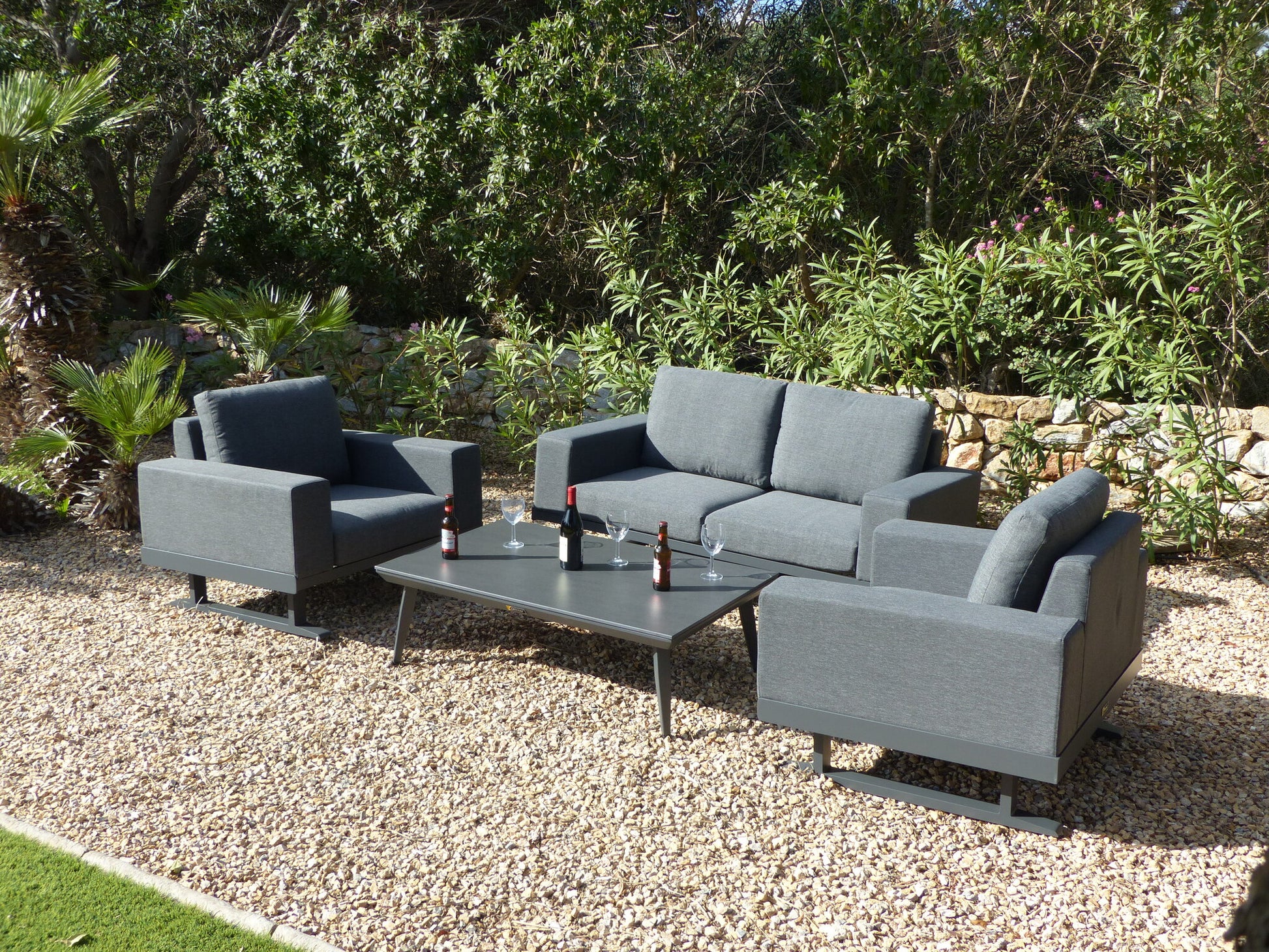 aluminium garden furniture